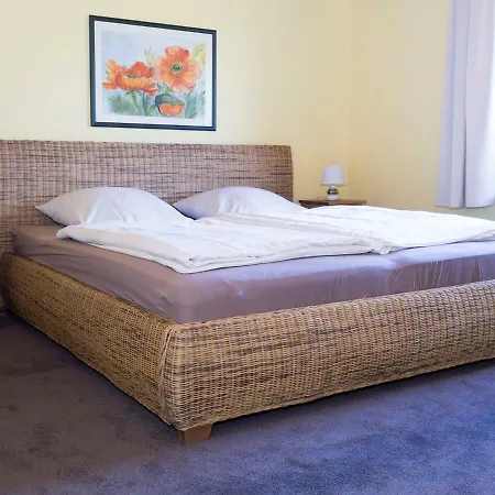 Haus Am Zeiberberg ゲストハウス ジンツィッヒ